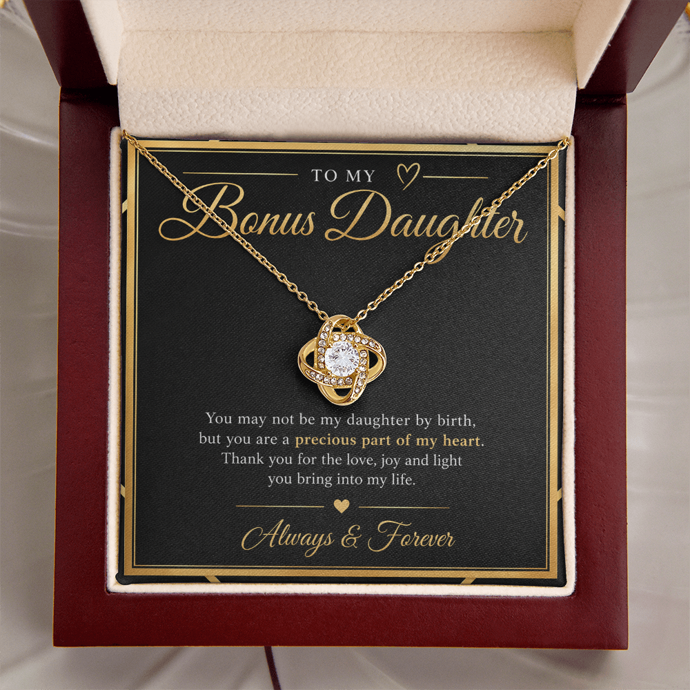 Love Knot Necklace for Bonus Daughter – A Meaningful Gift of Love & Forever